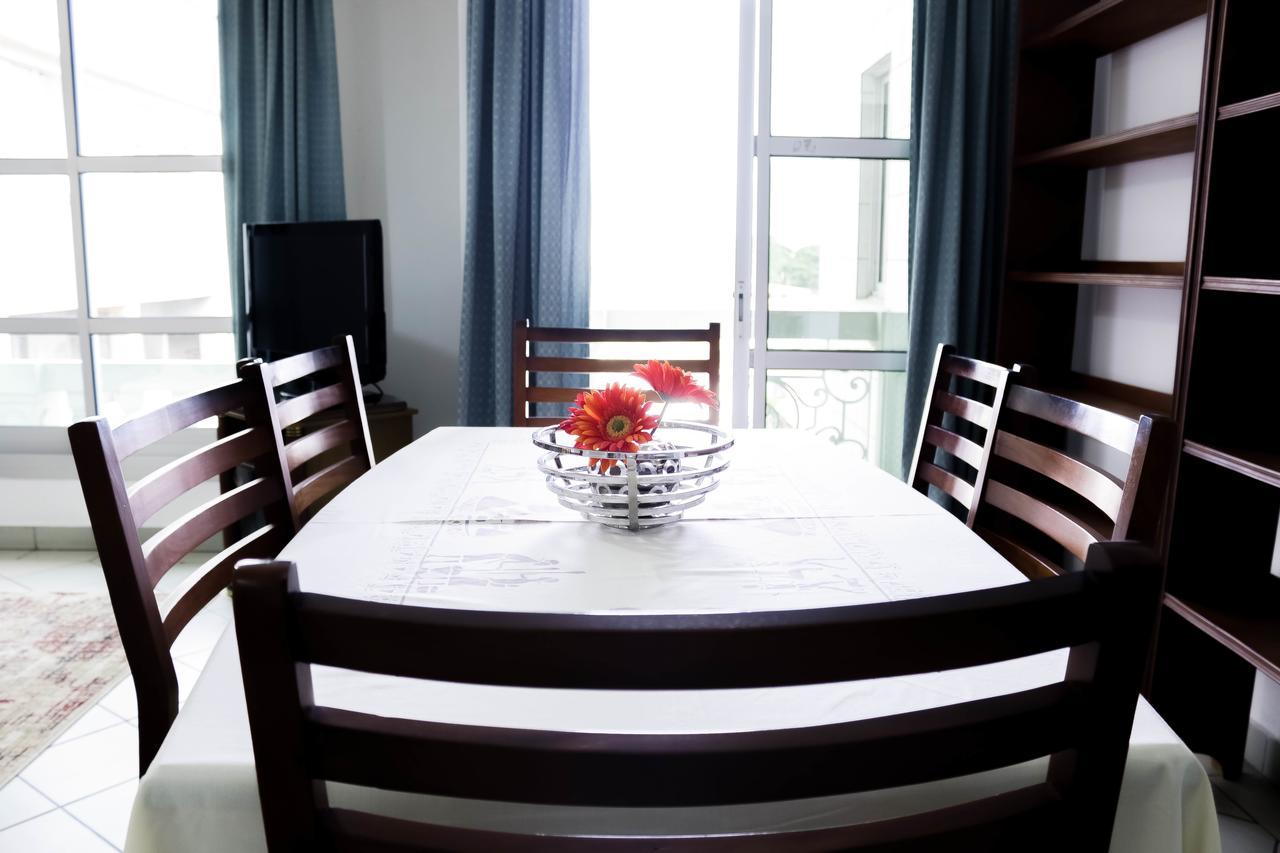 Tchero Appartement 1 ドゥアラ エクステリア 写真