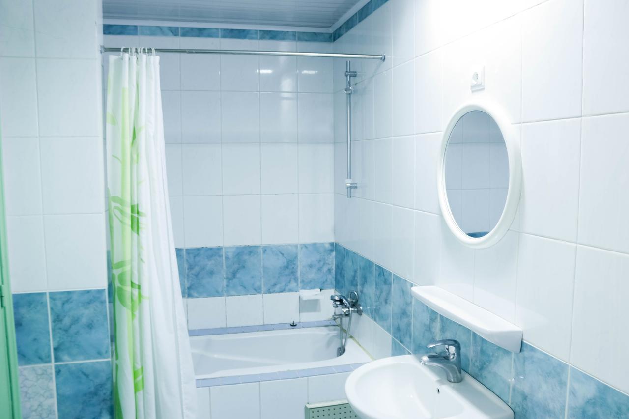 Tchero Appartement 1 ドゥアラ エクステリア 写真