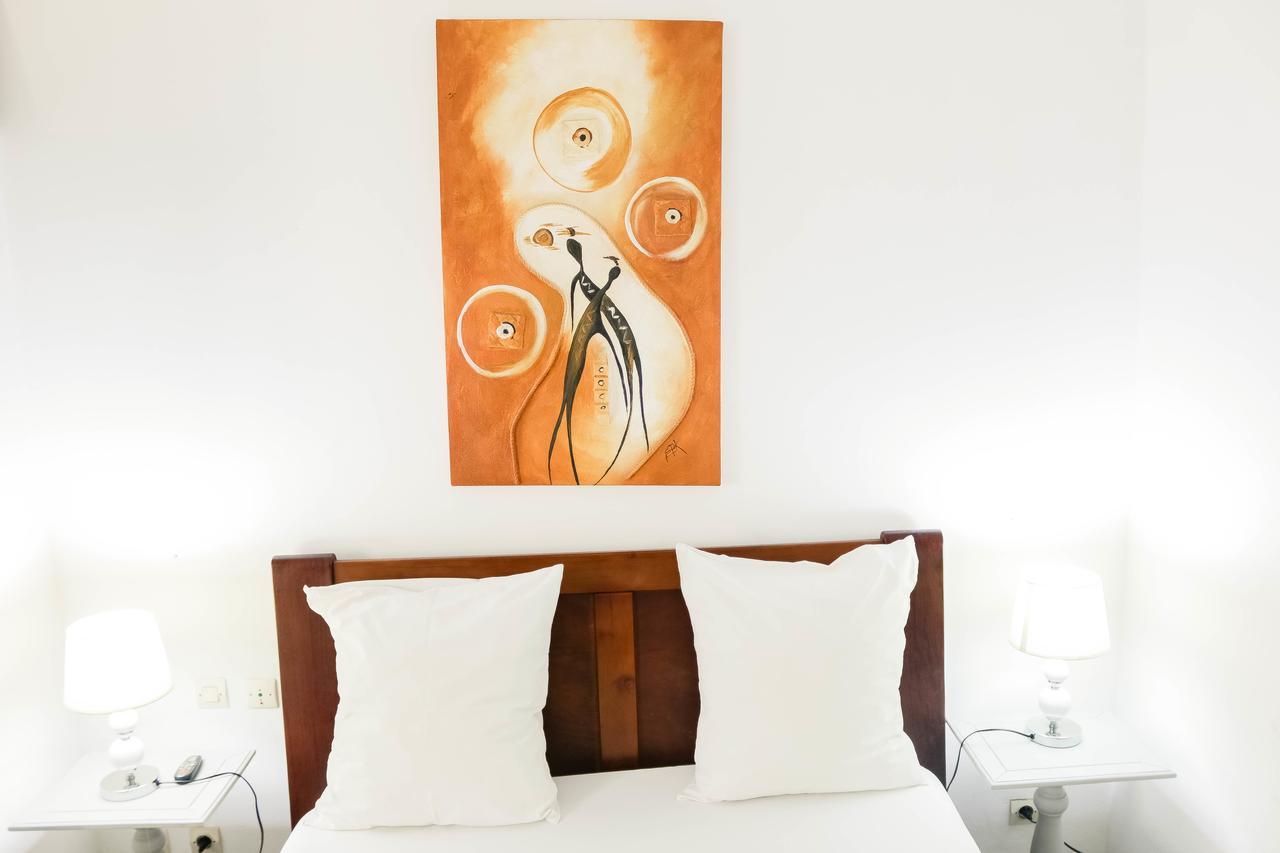 Tchero Appartement 1 ドゥアラ エクステリア 写真