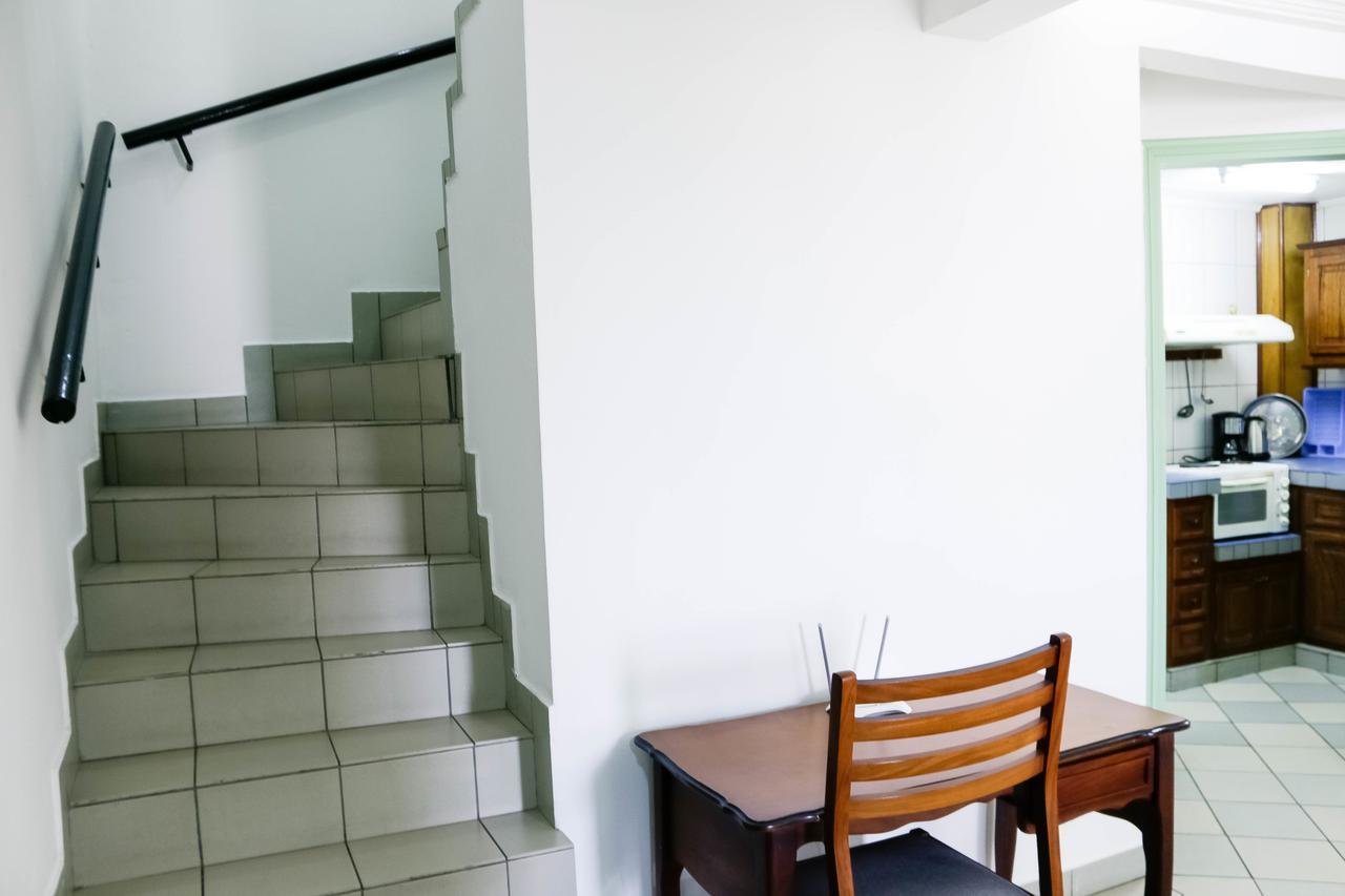 Tchero Appartement 1 ドゥアラ エクステリア 写真