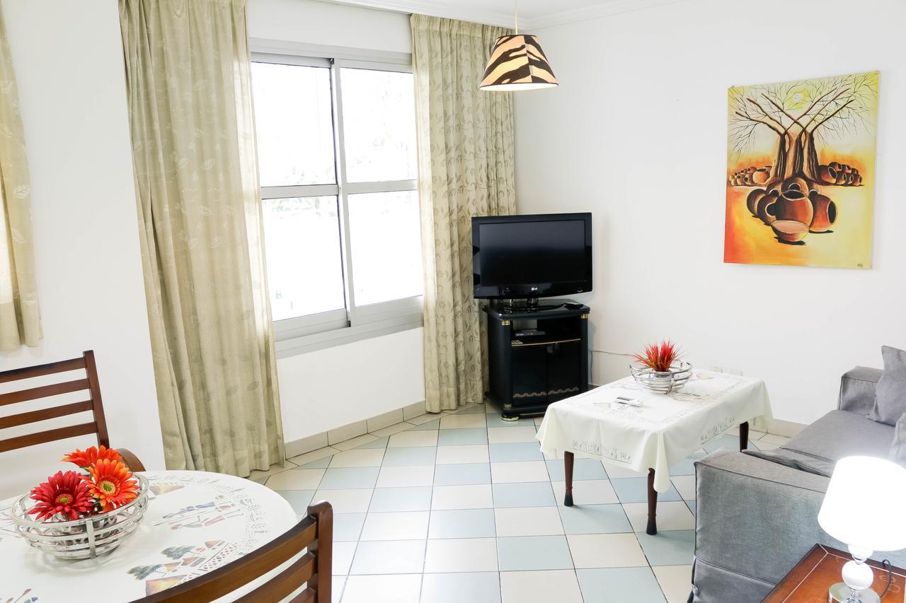 Tchero Appartement 1 ドゥアラ エクステリア 写真